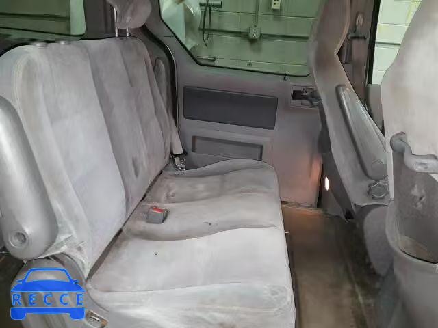 2004 FORD FREESTAR S 2FMZA57694BA33607 image 5