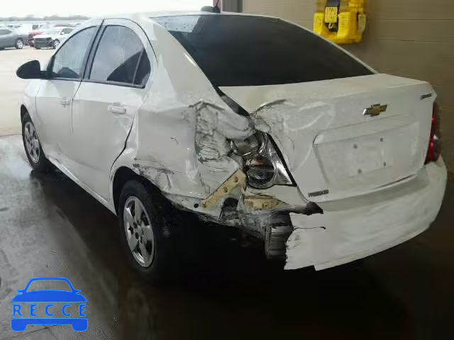 2015 CHEVROLET SONIC LS 1G1JA5SH5F4217197 Bild 2