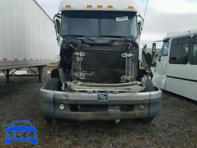 2005 FREIGHTLINER CONVENTION 1FUJA6CK45LU84528 image 8