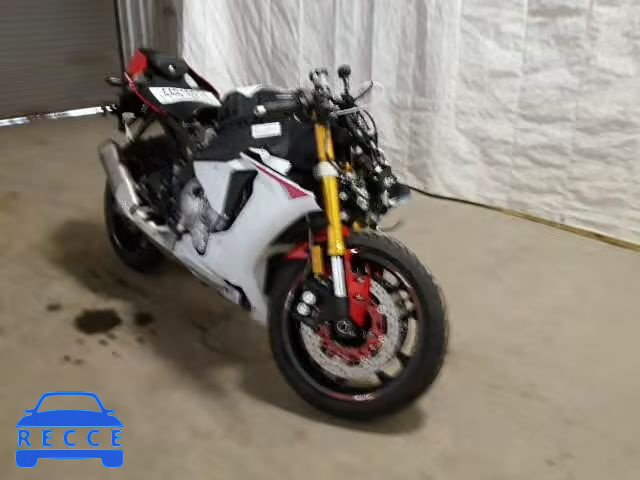 2015 YAMAHA YZFR1 JYARN39E3FA001425 image 0