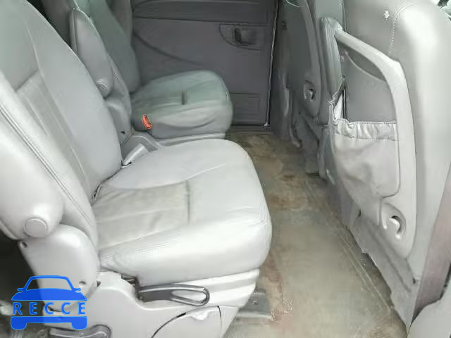 2004 CHRYSLER Town and Country 2C8GP54LX4R528974 image 5