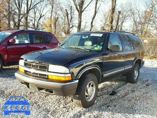 2000 CHEVROLET BLAZER 1GNDT13W4Y2389229 Bild 1