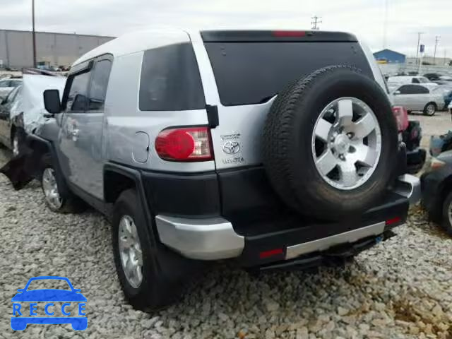 2007 TOYOTA FJ CRUISER JTEBU11F970043697 Bild 2