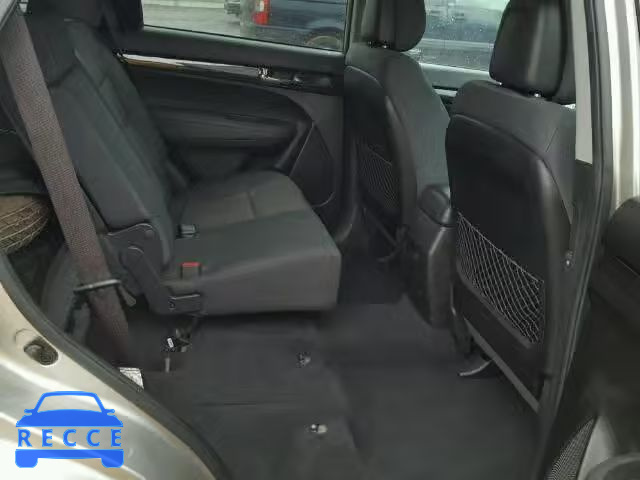 2013 KIA SORENTO LX 5XYKT4A62DG334167 image 5