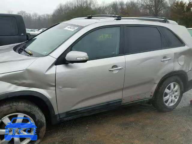 2013 KIA SORENTO LX 5XYKT4A62DG334167 image 8