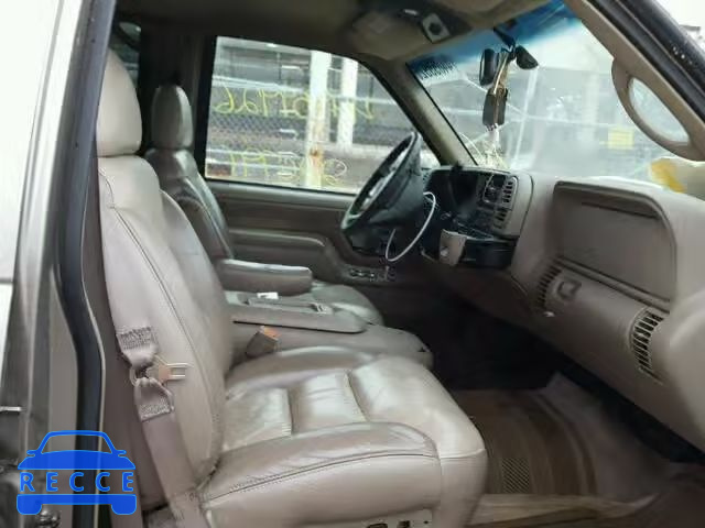 2000 CHEVROLET TAHOE K150 1GNEK13R3YR143331 image 4