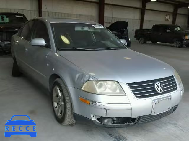 2004 VOLKSWAGEN PASSAT GLX WVWRH63B74P091751 Bild 0