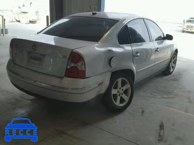 2004 VOLKSWAGEN PASSAT GLX WVWRH63B74P091751 image 3