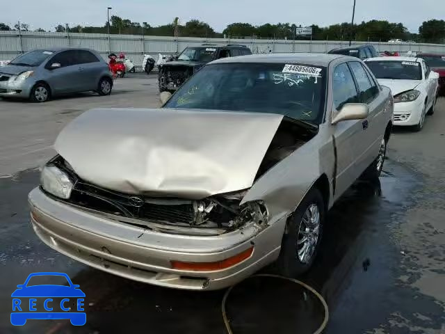 1992 TOYOTA CAMRY LE 4T1SK12E2NU070984 image 1