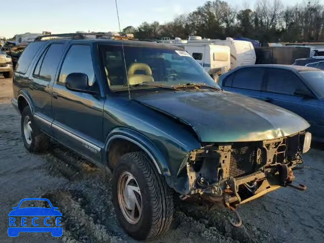 1997 CHEVROLET BLAZER 1GNDT13W2V2236070 image 0