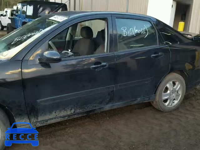 2006 FORD FOCUS ZX4 1FAFP38Z06W185155 image 9