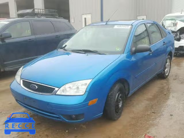 2007 FORD FOCUS ZX4 1FAHP34N07W264998 image 1