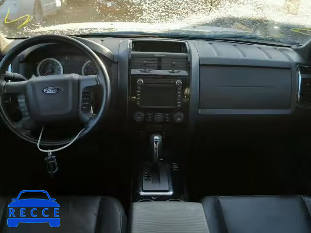 2010 FORD ESCAPE LIM 1FMCU0E70AKC15578 зображення 8