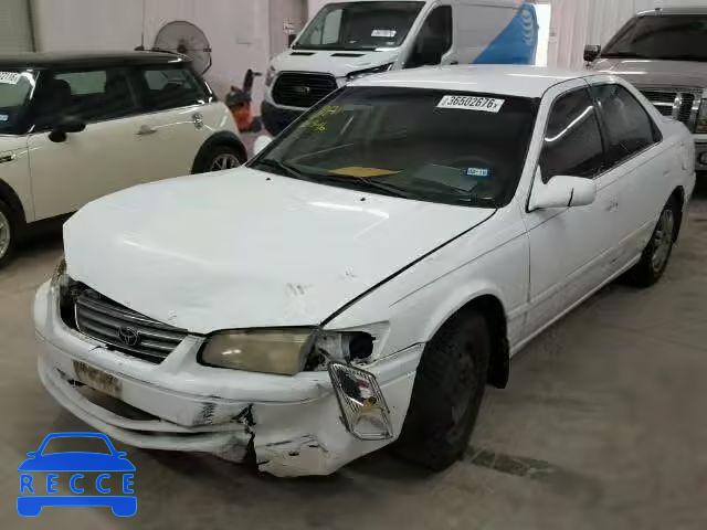 2001 TOYOTA CAMRY CE/L JT2BG22K610550067 image 1