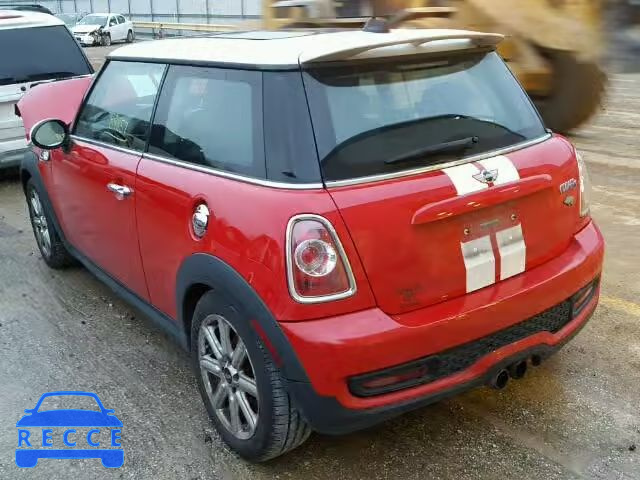 2011 MINI COOPER S WMWSV3C56BTY22464 image 2