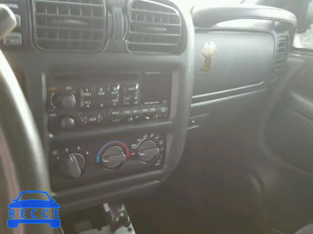 2001 CHEVROLET BLAZER 1GNDT13W11K190869 image 9