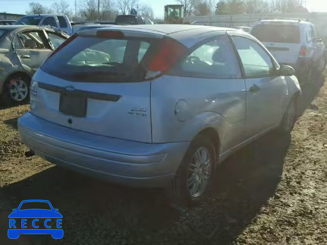 2005 FORD FOCUS ZX3 3FAFP31N25R129243 Bild 3