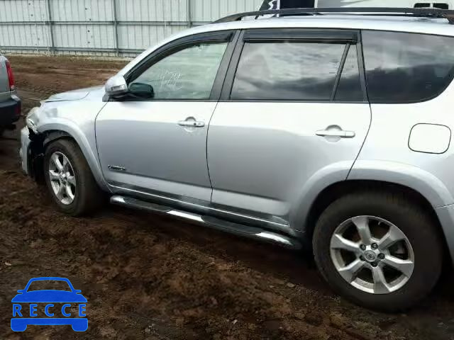 2010 TOYOTA RAV4 LTD JTMYF4DV4AD026139 image 9