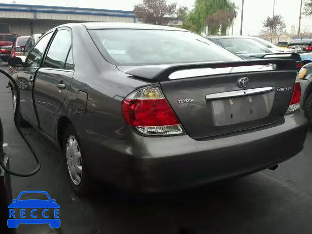 2005 TOYOTA CAMRY LE/X 4T1BE32K75U954637 image 2