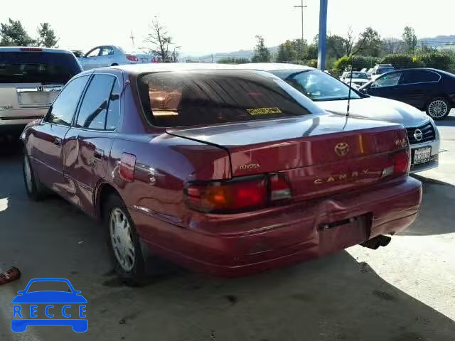 1995 TOYOTA CAMRY LE JT2GK12E2S0089248 image 2