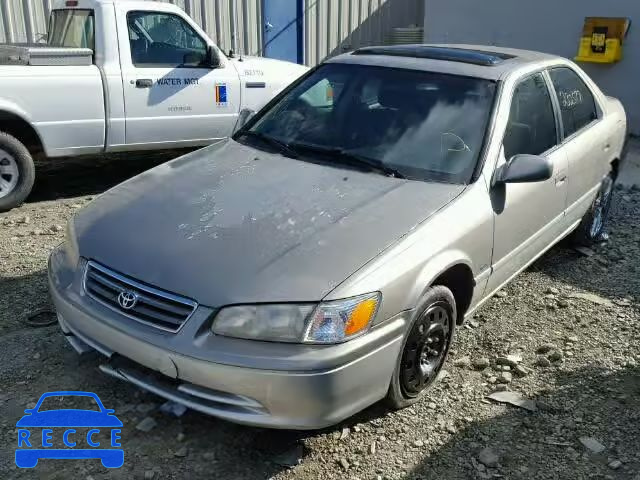 2001 TOYOTA CAMRY LE/X JT2BF28K310289989 image 1