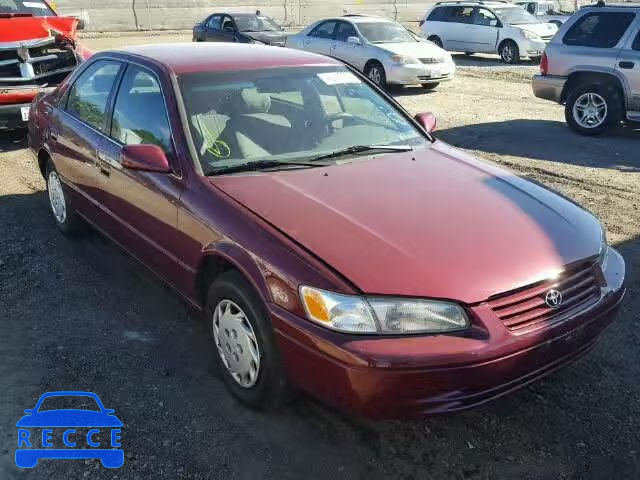 1997 TOYOTA CAMRY LE/X JT2BG22K8V0051695 Bild 0