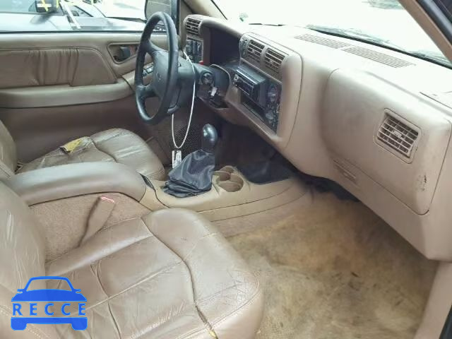 1997 GMC JIMMY 1GKDT13W9V2543636 image 4