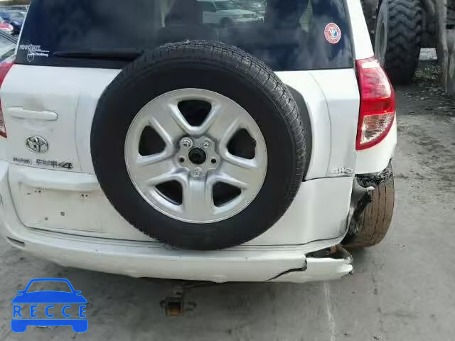 2006 TOYOTA RAV4 LTD JTMBD31V565002167 image 8