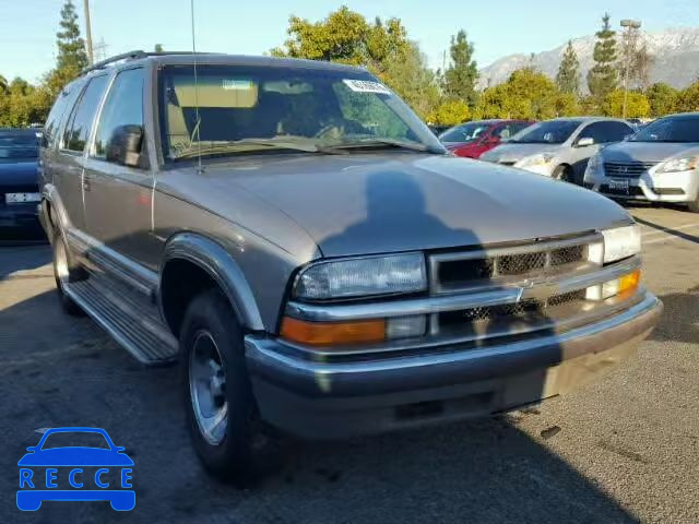 2001 CHEVROLET BLAZER 1GNCS13W212118030 image 0