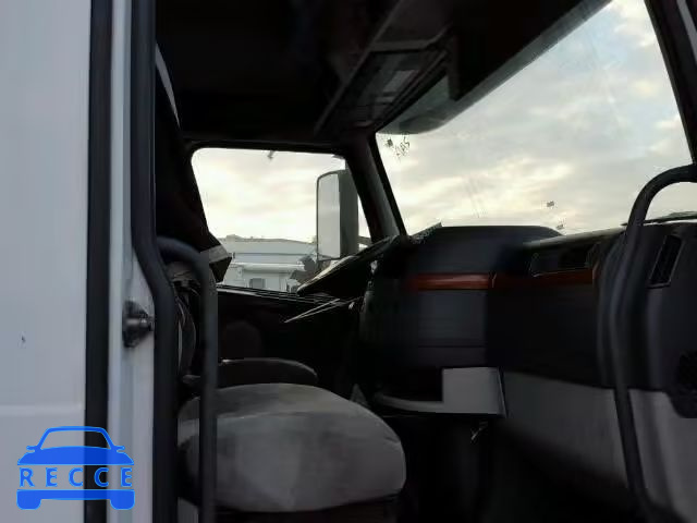 2010 VOLVO VNL 4V4NC9TG1AN275525 Bild 4