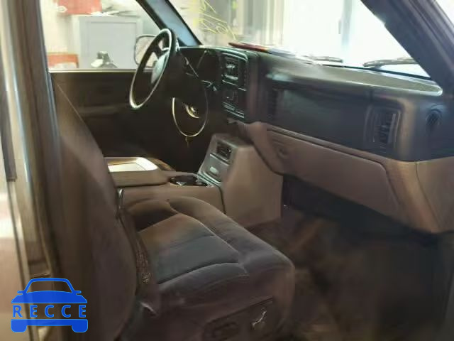 2000 CHEVROLET TAHOE K150 1GNEK13T7YJ101528 image 4