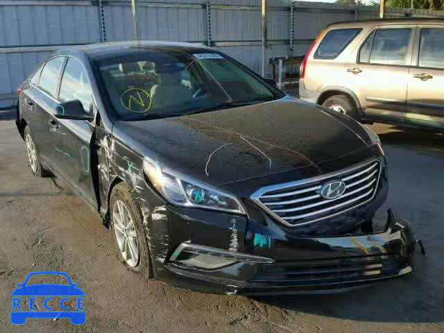 2015 HYUNDAI SONATA SE 5NPE24AF2FH235568 image 0