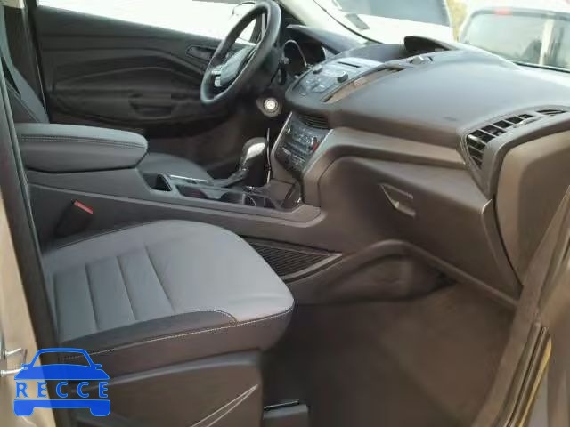 2017 FORD ESCAPE S 1FMCU0F73HUB95968 image 4
