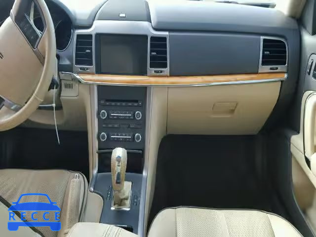 2011 LINCOLN MKZ 3LNHL2GCXBR761056 зображення 8