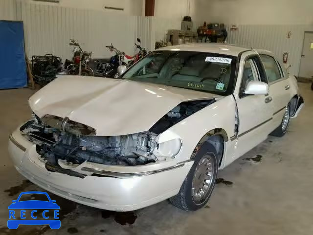 2001 LINCOLN TOWN CAR C 1LNHM83WX1Y661619 Bild 1