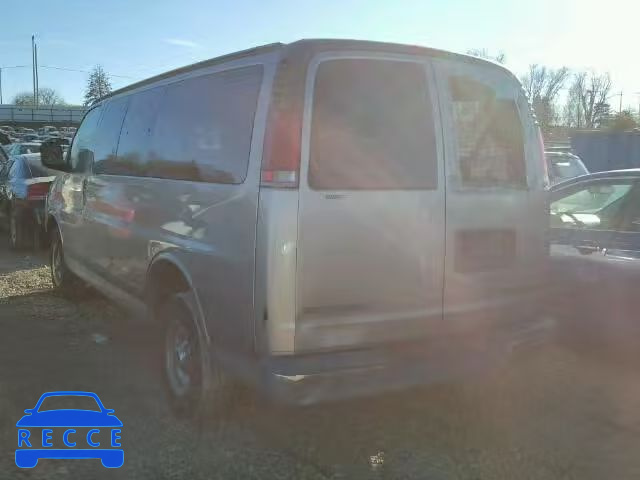 2001 CHEVROLET EXPRESS G2 1GAGG25R211158048 image 2