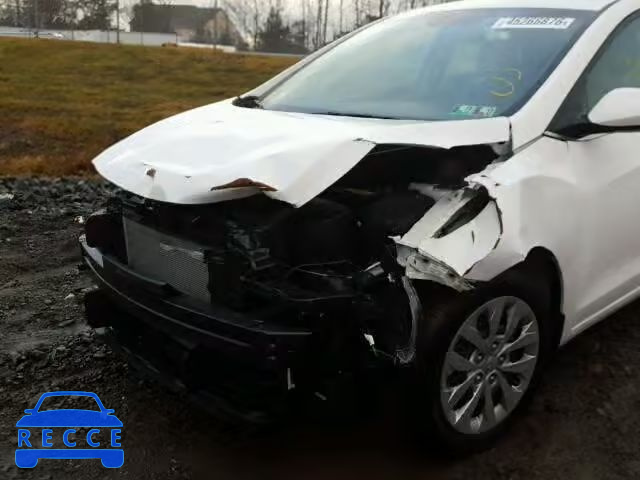 2016 HYUNDAI ELANTRA GT KMHD35LH3GU328678 image 9