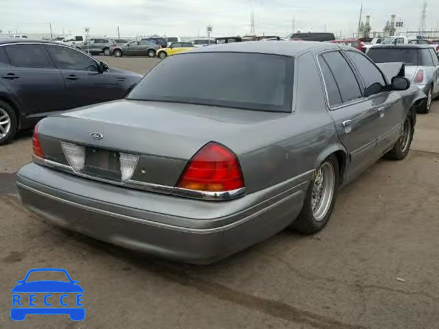 2002 FORD CROWN VICT 2FAFP74W22X119479 image 3