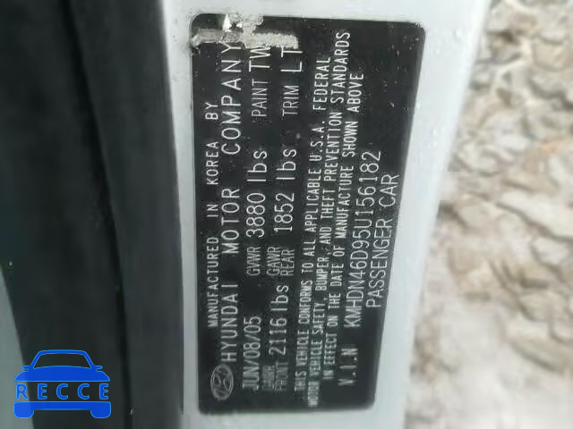 2005 HYUNDAI ELANTRA GL KMHDN46D95U156182 image 9