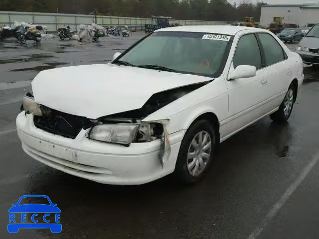 2000 TOYOTA CAMRY CE/L JT2BG22K7Y0483151 image 1