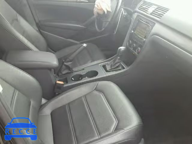 2015 VOLKSWAGEN PASSAT S 1VWAT7A36FC111654 image 4