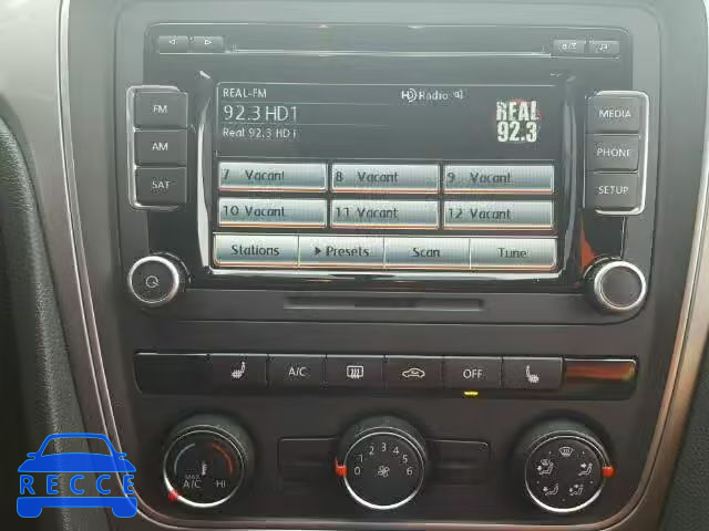 2015 VOLKSWAGEN PASSAT S 1VWAT7A36FC111654 image 8