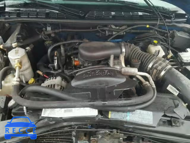 2002 CHEVROLET S10 1GCDT19W128132839 image 6