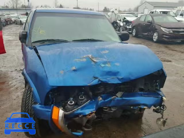 2002 CHEVROLET S10 1GCDT19W128132839 image 8