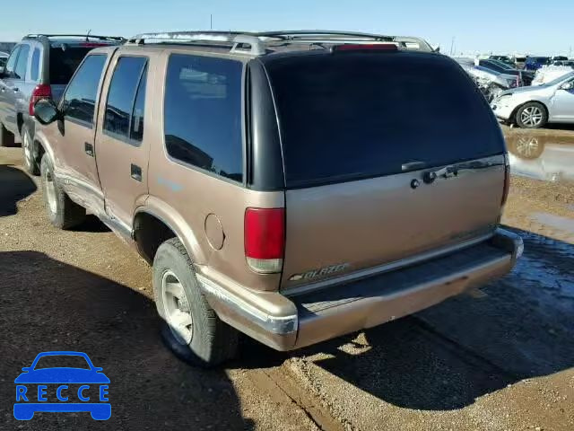 1996 CHEVROLET BLAZER 1GNCS13W3T2145059 Bild 2