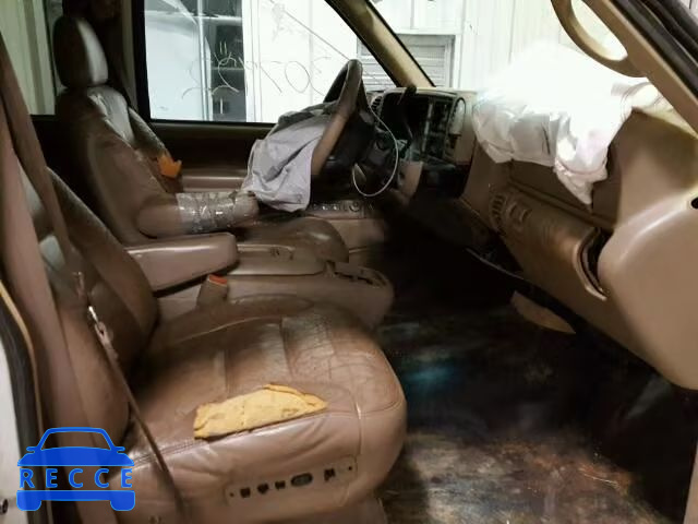1998 GMC YUKON 1GKEC13R8WJ727777 image 4