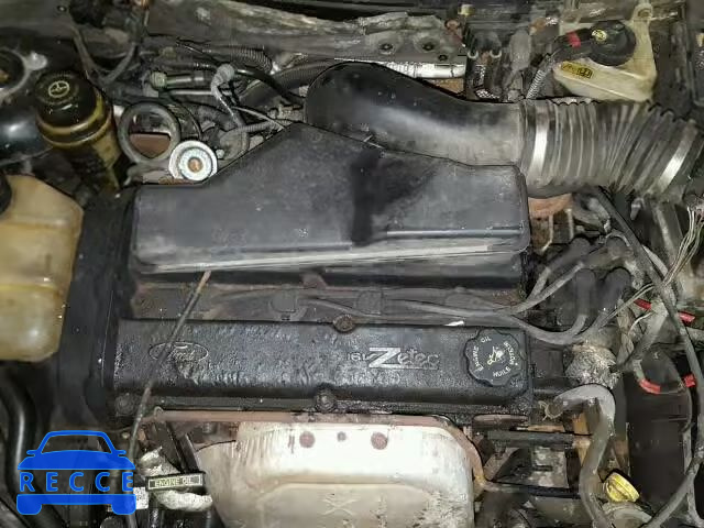 2000 FORD FOCUS ZX3 3FAFP3138YR125944 image 6