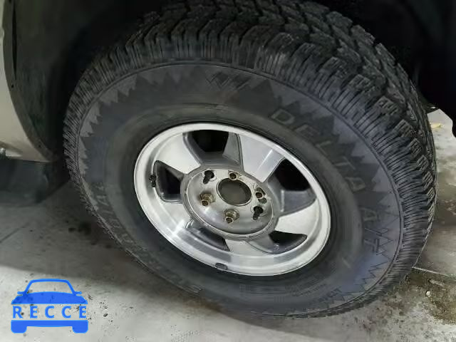 2000 CHEVROLET TAHOE K150 1GNEK13T7YJ202651 image 9