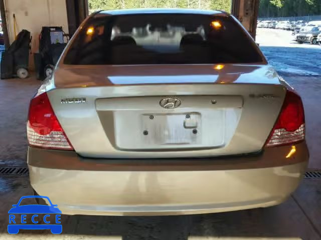 2005 HYUNDAI ELANTRA GL KMHDN46D75U149571 image 9