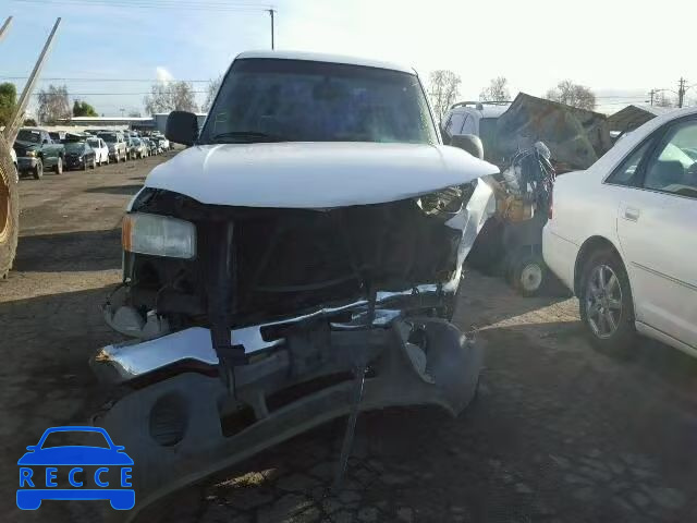 2004 GMC SIERRA C15 1GTEC14X44Z177453 image 9